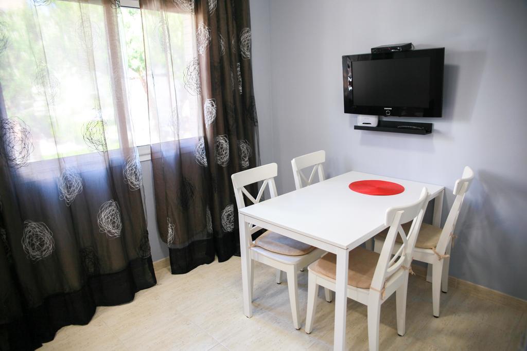 Apartments Beach Club 료렛 드 마르 외부 사진